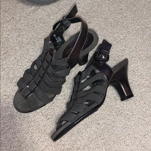 Perfect condition low heels!